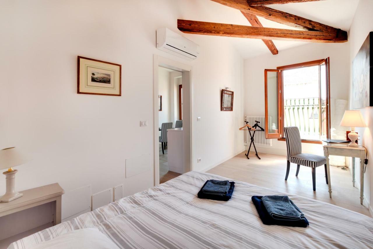 San Marcuola apartment Venecia Exterior foto